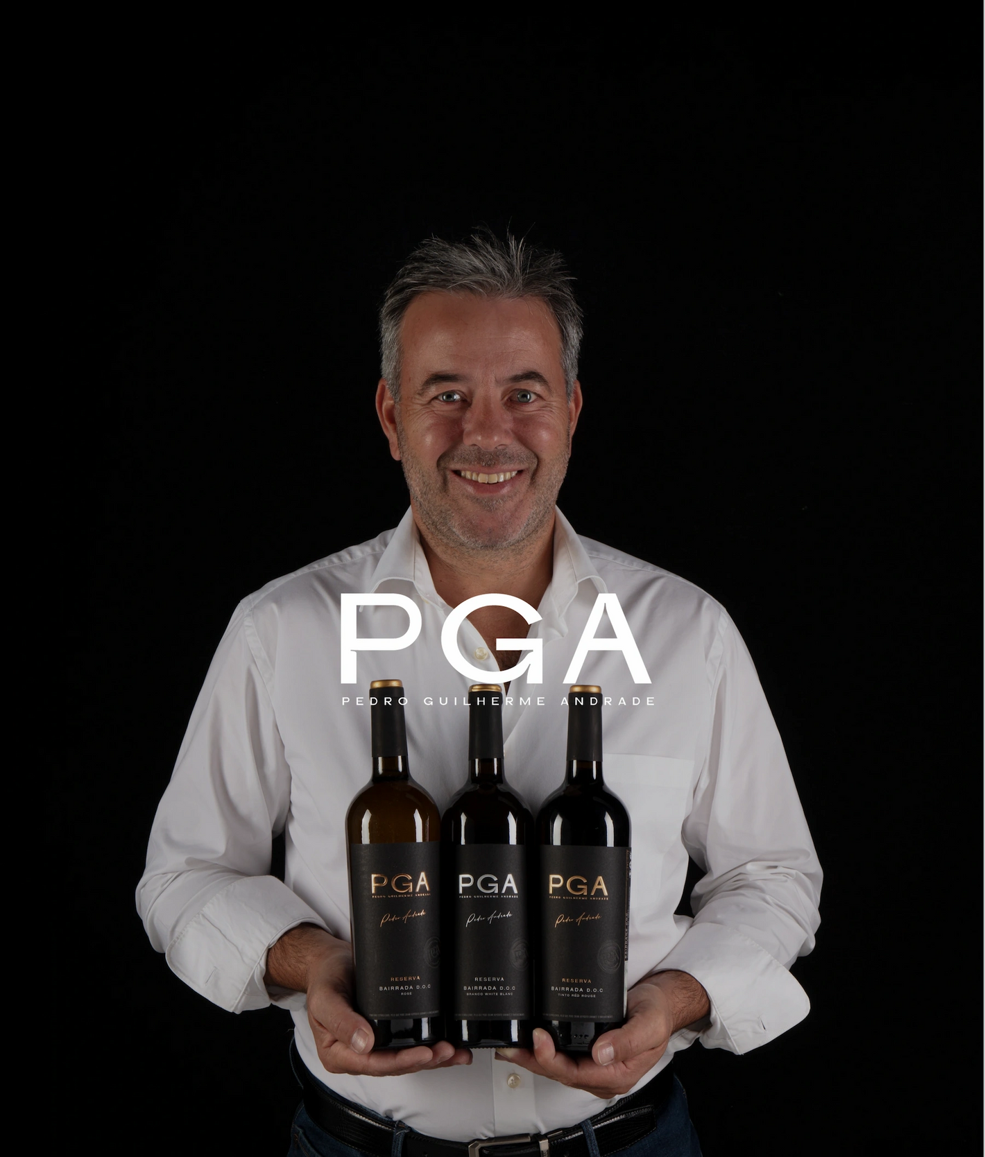 Pedro Guilherme Andrade com vinhos PGA da Bairrada
